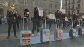 Manifestación de las agencias de viajes en la plaza Sant Jaume de Barcelona / TV3