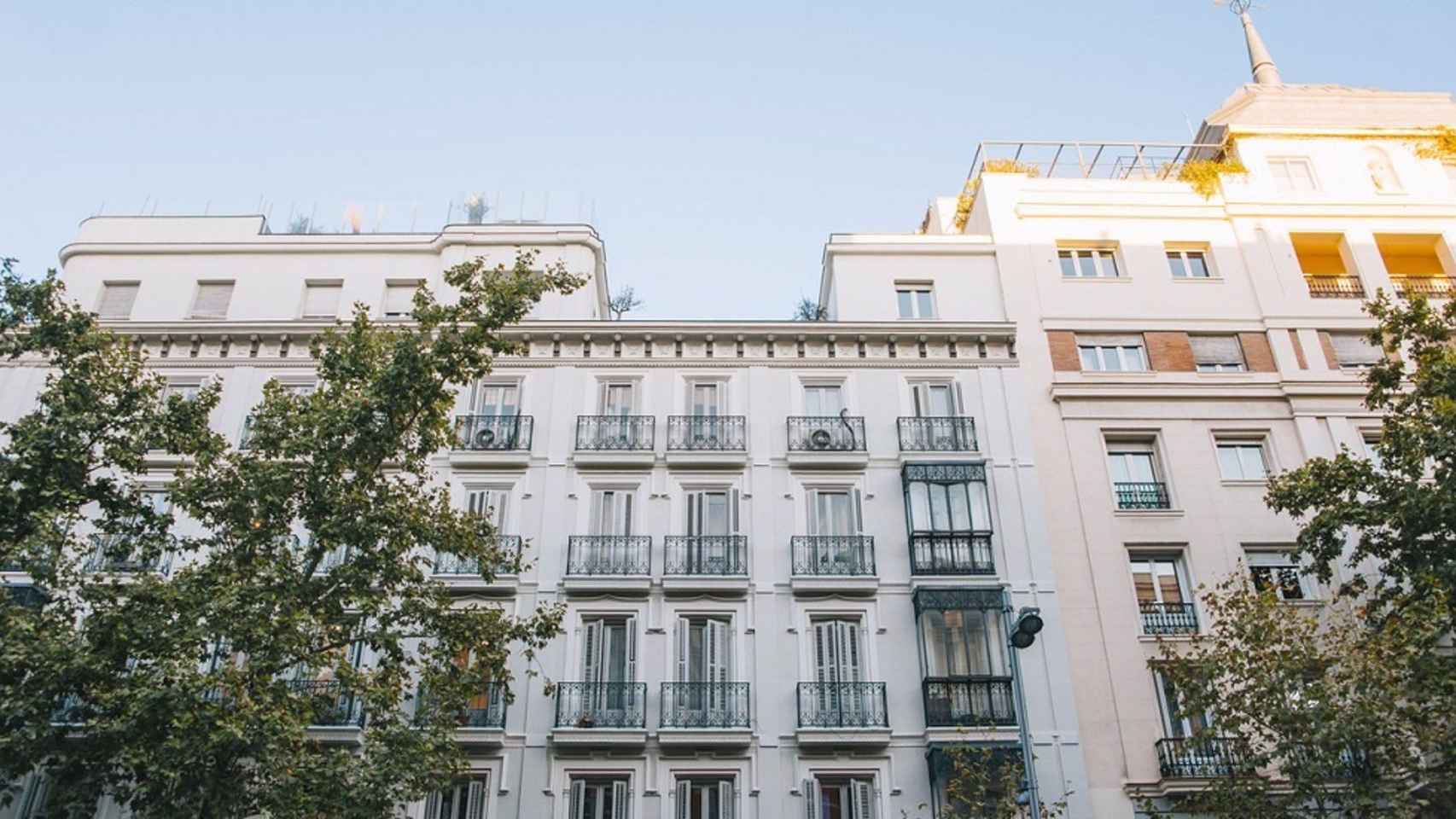 Bloque de viviendas en Barcelona / FOTOCASA