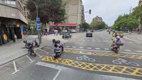 Cruce entre las calles Aragó y Casanova, punto donde tuvo lugar el accidente / GUARDIA URBANA