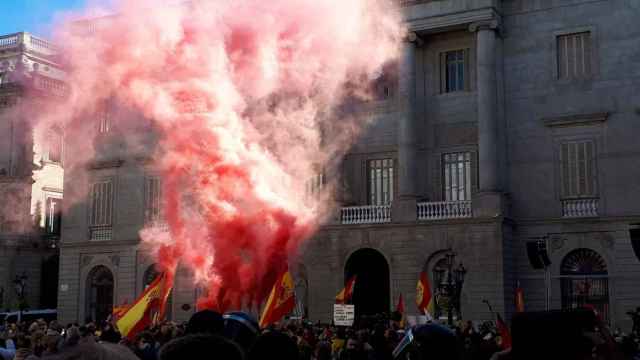 Concentración de Vox en la plaza Sant Jaume / EUROPA PRESS