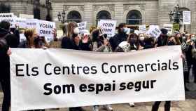 Manifestación para la reapertura de centros comerciales / EUROPA PRESS