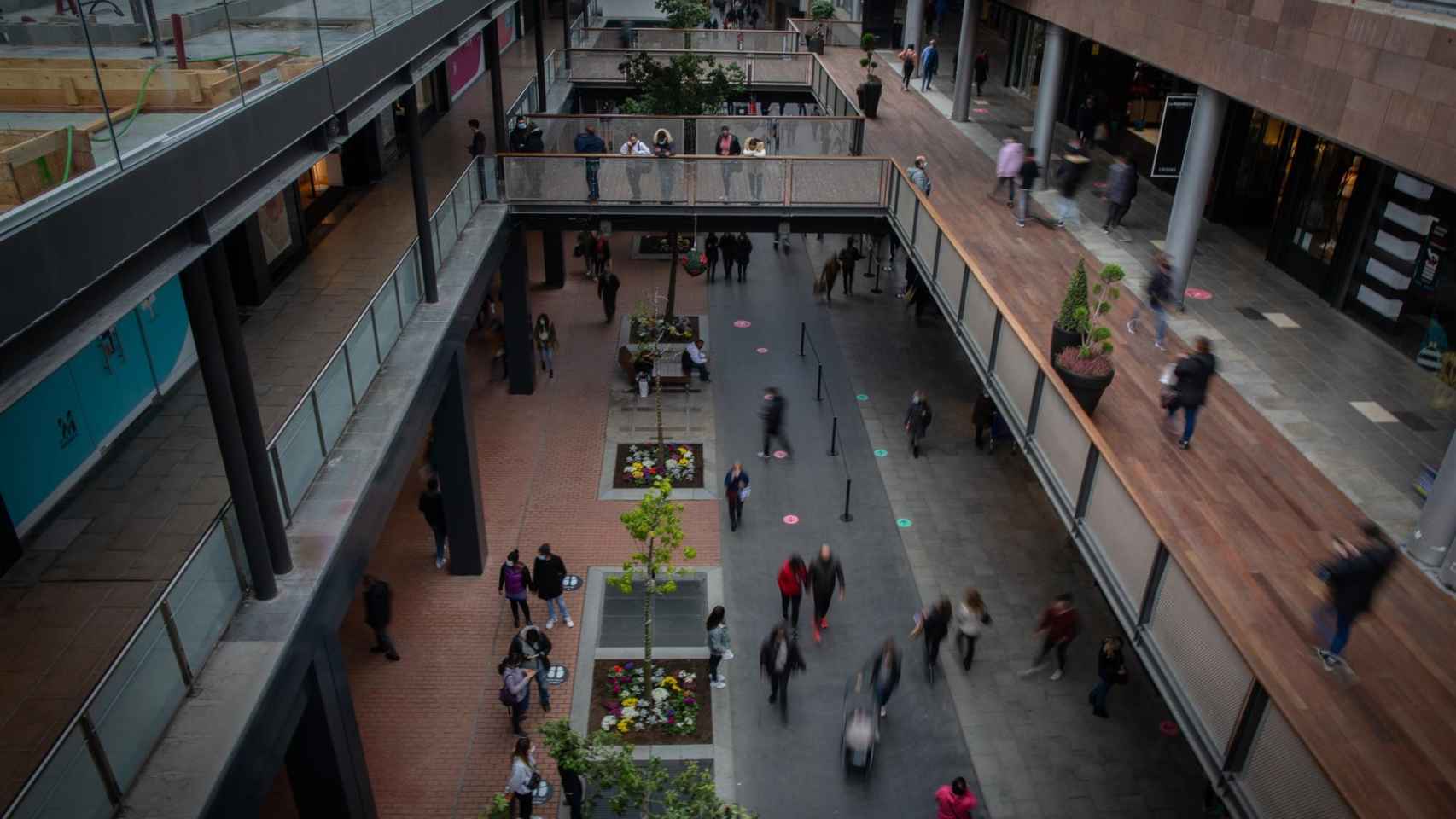 Centro comercial La Maquinista de Barcelona durante el primer día de reapertura en la fase 1,5 / EUROPA PRESS