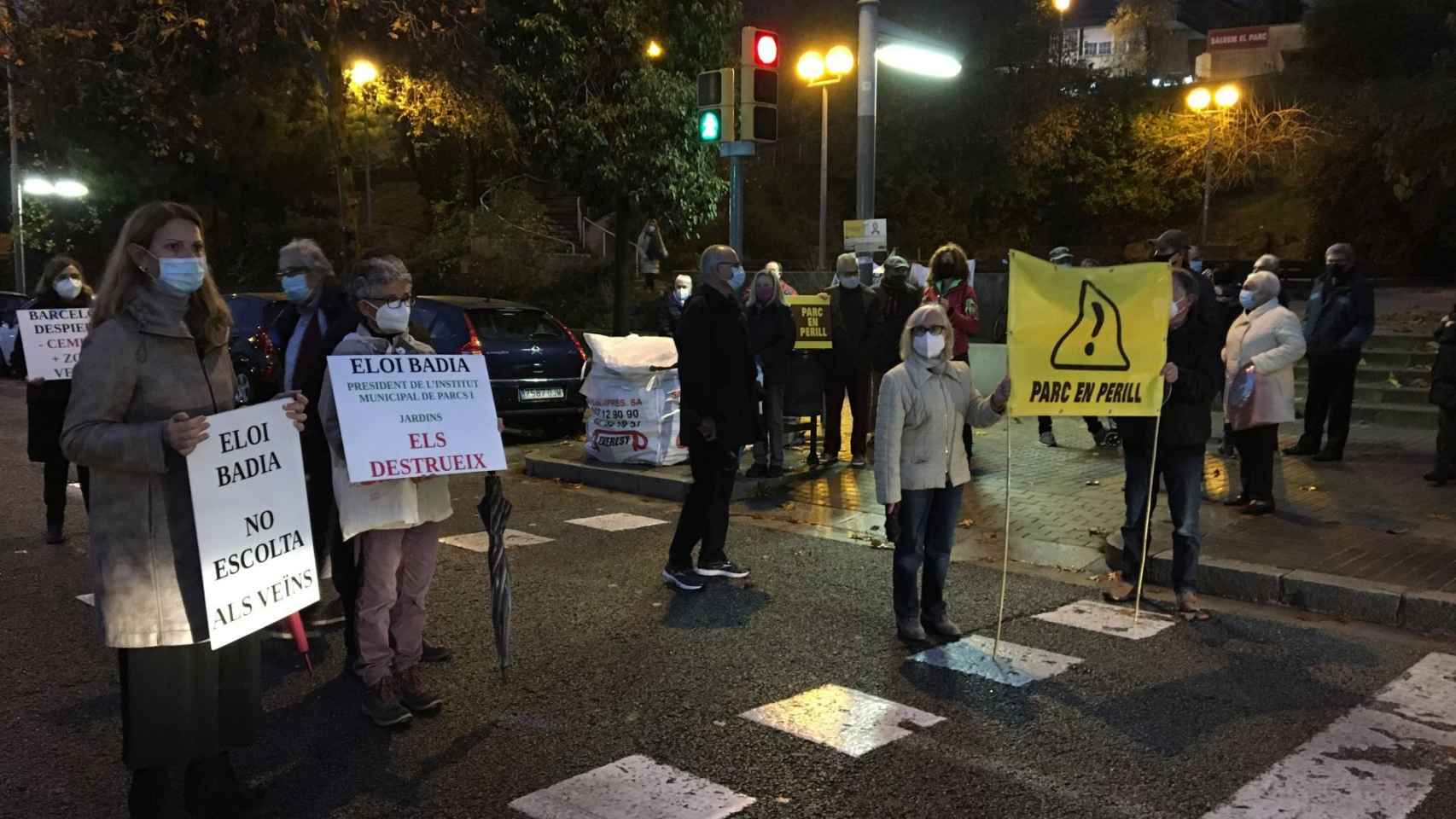 Manifestación en Vallcarca para salvar el parque de la Ronda de Dalt / RP