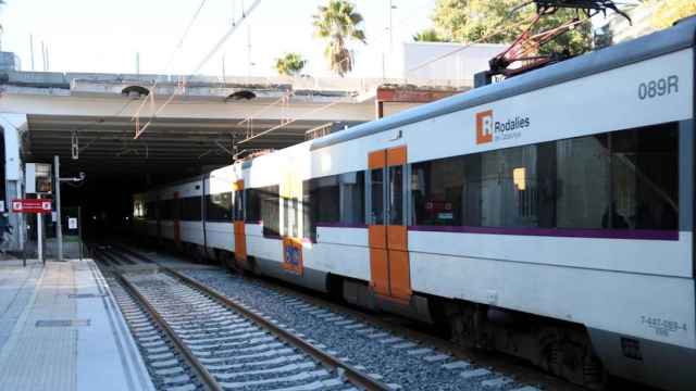 Un tren de Rodalies, en una imagen de archivo / EFE