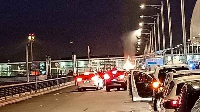 Incendio esta tarde en el aeropuerto de Barcelona / METRÓPOLI ABIERTA