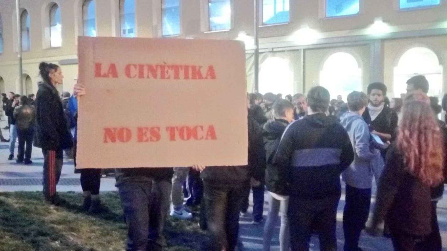 Movilización contra el desalojo de La Cinètika / LA CINÈTIKA