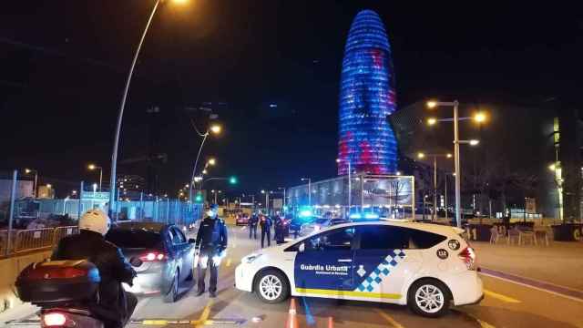 Un control de la Guardia Urbana esta Navidad junto a Glòries / TWITTER GUARDIA URBANA