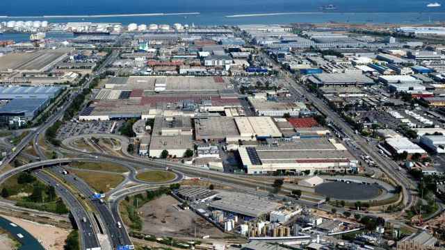 Vista aérea de la planta de Nissan en la Zona Franca / NISSAN