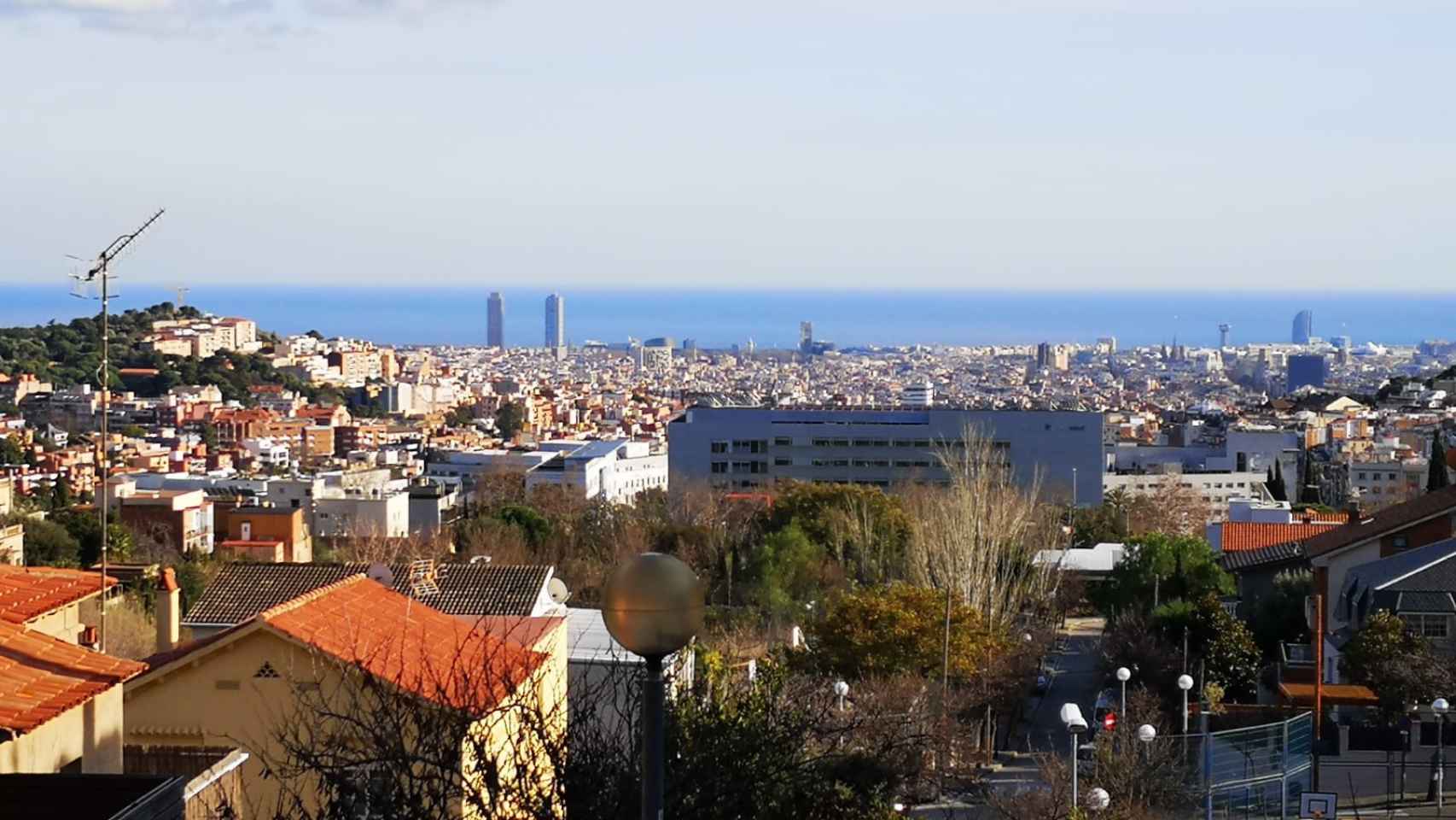 Panorámica de la ciudad de Barcelona, en una imagen de enero de 2021 / G.A
