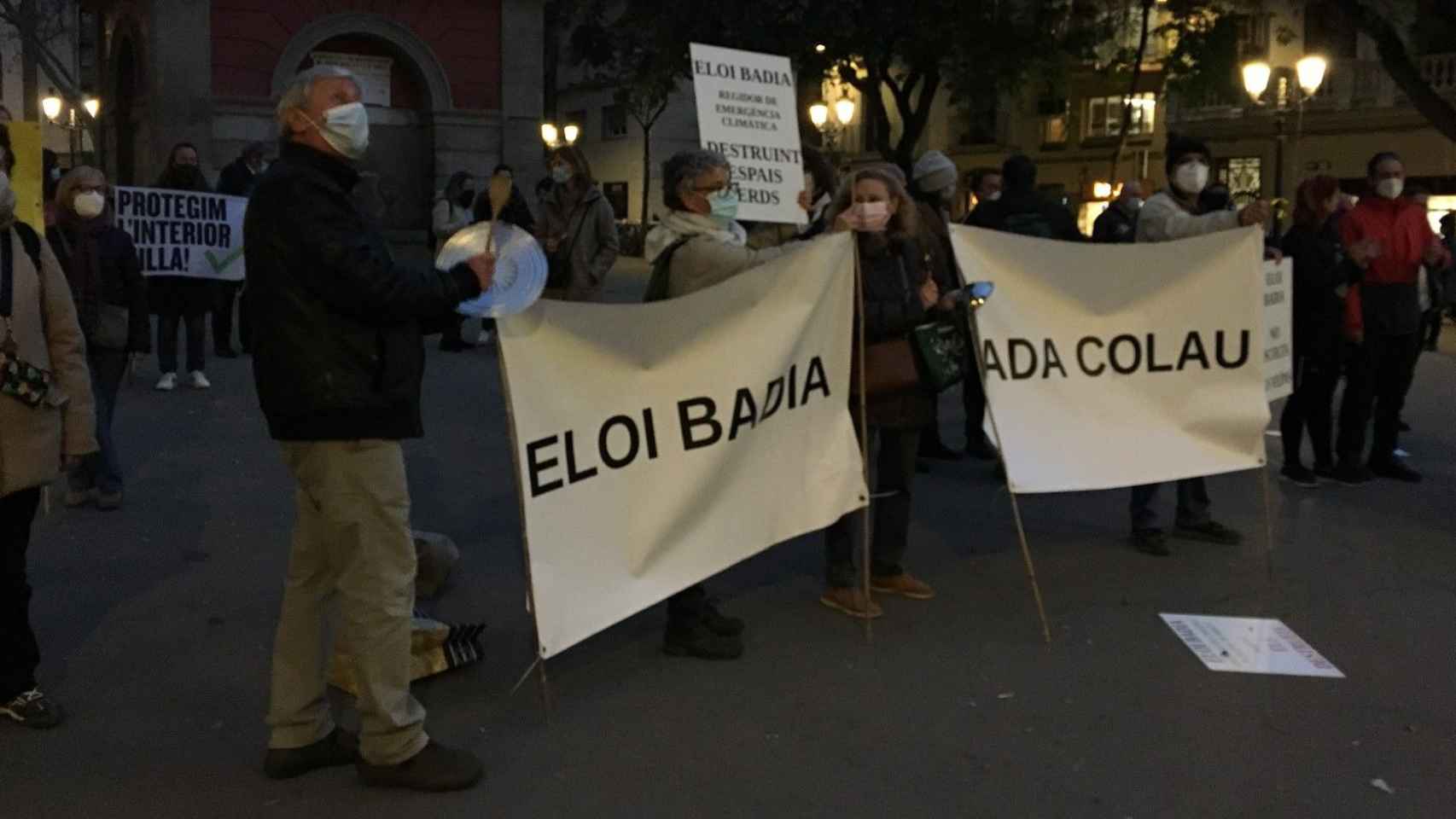 Manifestación contra Badia y Colau en Gràcia / RP