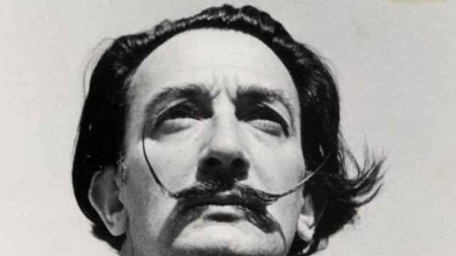 bigote dali _570x340