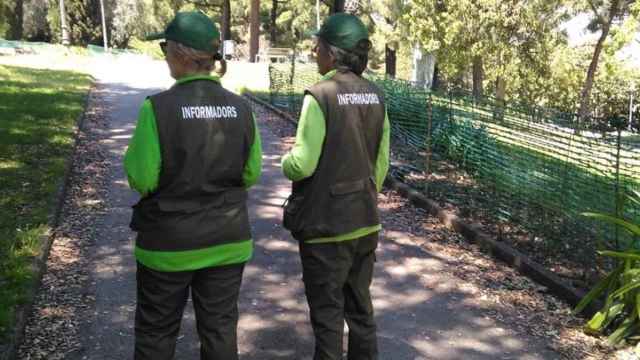 Informadores ambientales en Barcelona / AJ BCN