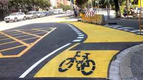 Un tramo del carril bici de vía Augusta, que se ampliará en 2021 / AYUNTAMIENTO DE BARCELONA