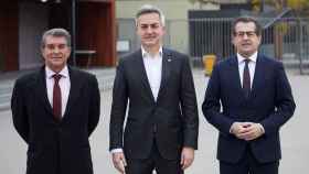 De izquierda a derecha, los tres candidatos a las elecciones del FC Barcelona: Joan Laporta, Víctor Font y Toni Freixa / EFE