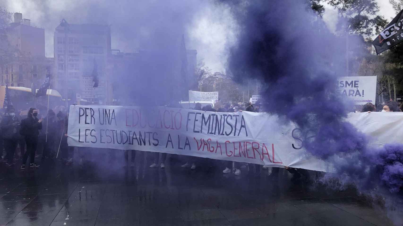 Manifestación de estudiantes en Barcelona por el Día Internacional de la Mujer/ EUROPA PRESS