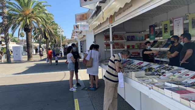 Imagen de La Setmana del Llibre en Català en el Moll de la Fusta en 2020 / EUROPA PRESS