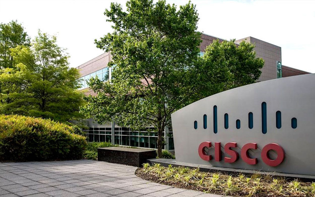 Exterior de la multinacional americana Cisco / CISCO