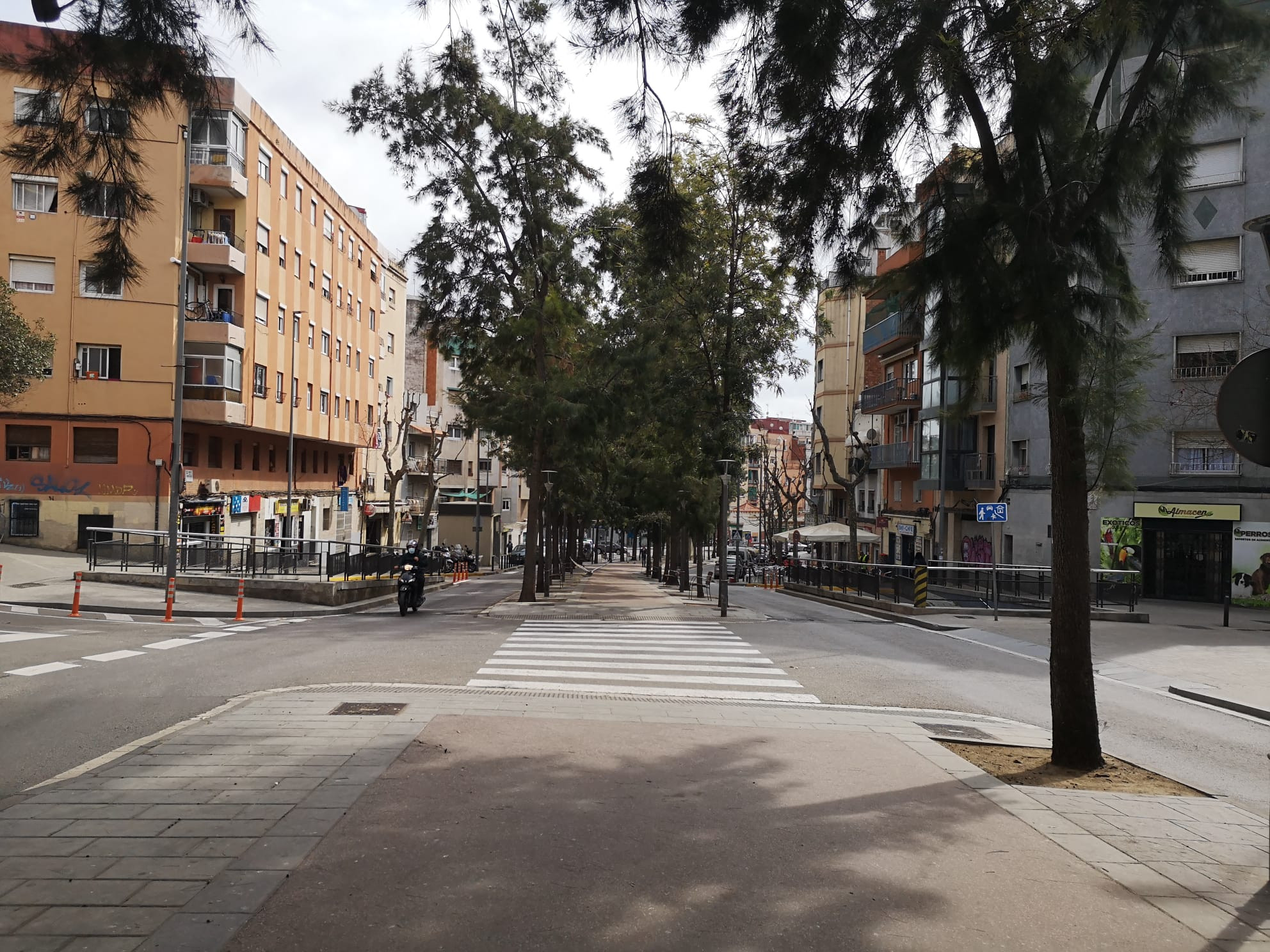 La avenida Severo Ochoa de L'Hospitalet / METRÓPOLI ABIERTA