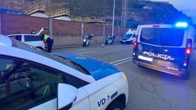 Operativo policial conjunto de Policía Portuaria y Policía Nacional / PUERTO DE BARCELONA