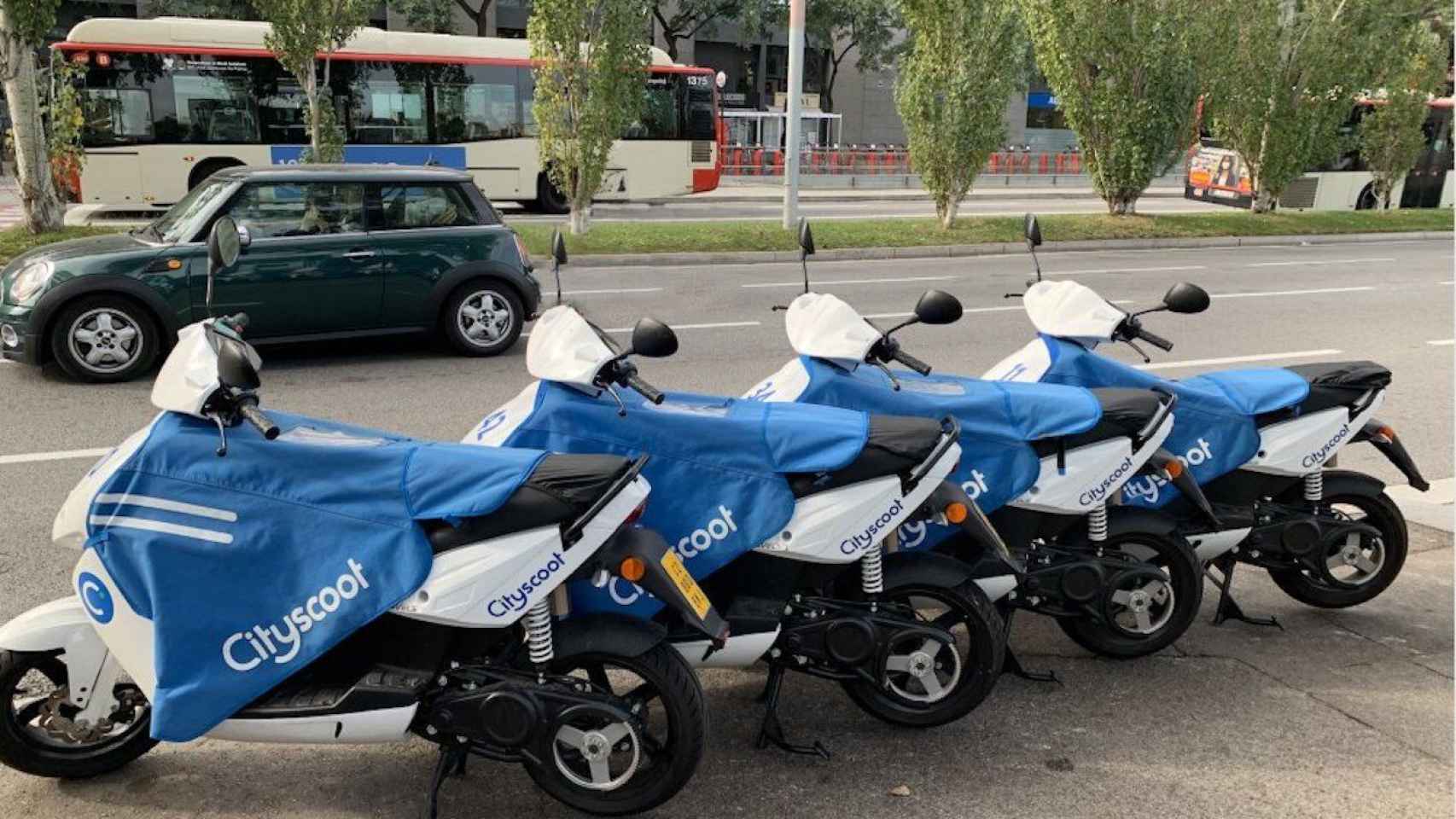 Motos de Cityscoot, operador francés de referencia de 'motosharing' / CITYSCOOT