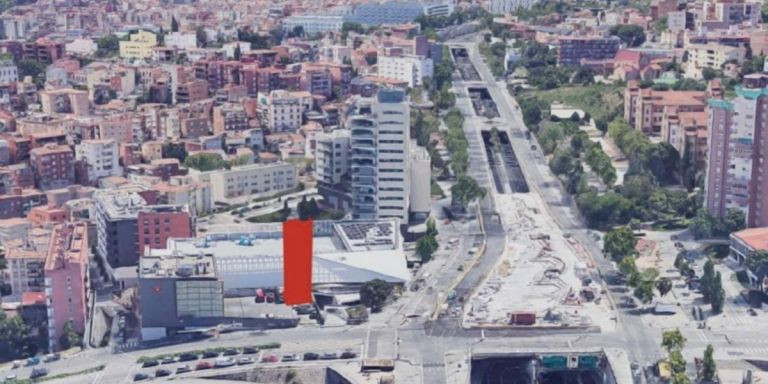En rojo, el lugar que ocupará la futura torre de prácticas del parque de bomberos / AYUNTAMIENTO