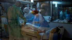 Imagen de archivo de un hospital durante la crisis del coronavirus / EFE
