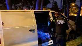 La furgoneta implicada en el accidente que contenía un gran alijo de cocaína / POLICÍA LOCAL CERDANYOLA DEL VALLÈS
