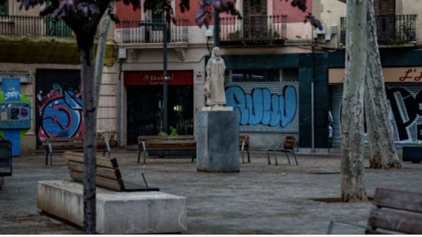 Locales cerrados en una plaza de Barcelona / AYUNTAMIENTO DE BARCELONA