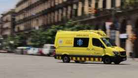 Una ambulancia en Barcelona, en una imagen de archivo