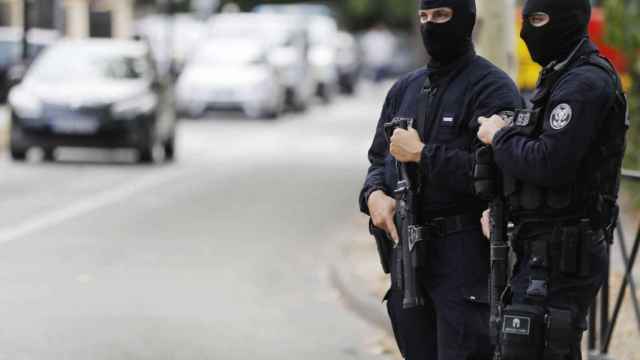 Agentes de la policía francesa en una imagen de archivo / EFE