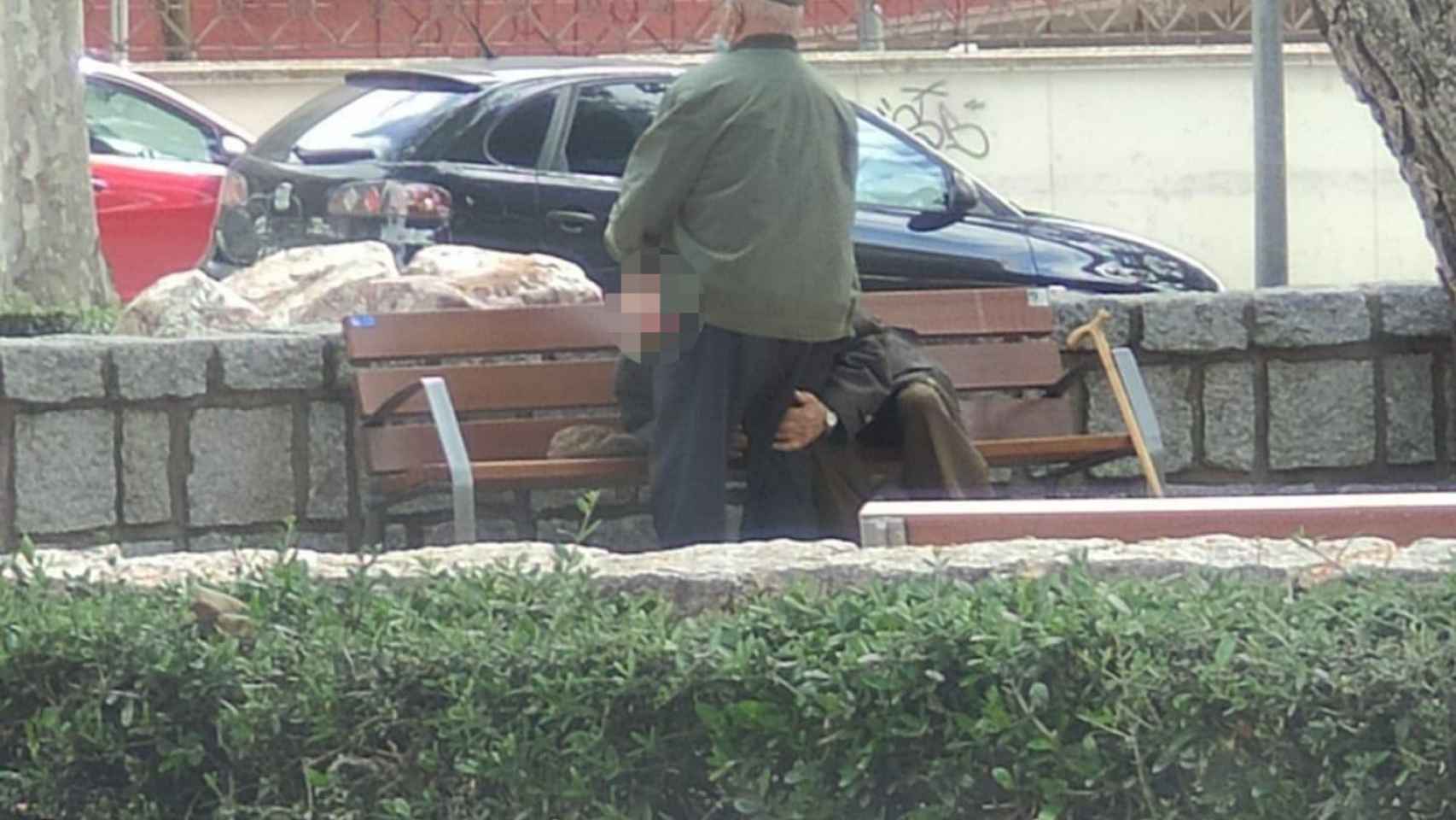Los dos ancianos pillados practicando sexo oral en la calle en Ciudad Real / REDES SOCIALES