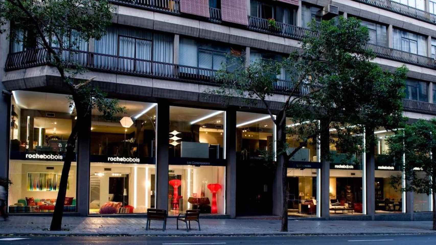 La tienda icónica de Roche Bobois en la calle de Muntaner de Barcelona / ROCHE BOBOIS