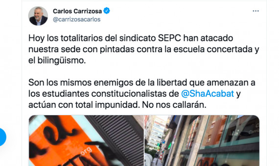 Captura de pantalla del tuit de Carlos Carrizosa tras el ataque a la sede de Cs / TWITTER