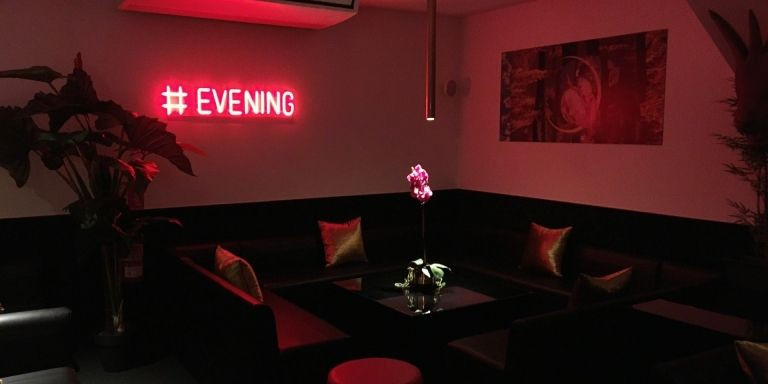 Interior de Evening Asian Gastro Club / RP