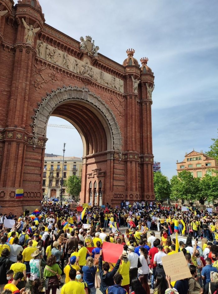 Imágenes de la manifestación en Barcelona contra la represión en Colombia / REDES SOCIALES
