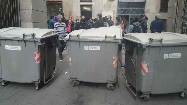 Desahucio en la calle de la Cera del Raval / TWITTER - Sindicato de la Vivienda del Raval