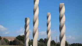 La escultura Columnes de Bellaterra, icono de la UAB / EUROPA PRESS