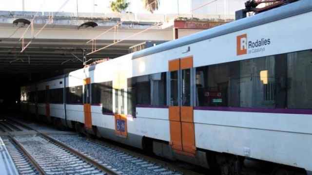 Un tren del servicio de Rodalies, en una imagen de archivo / EFE