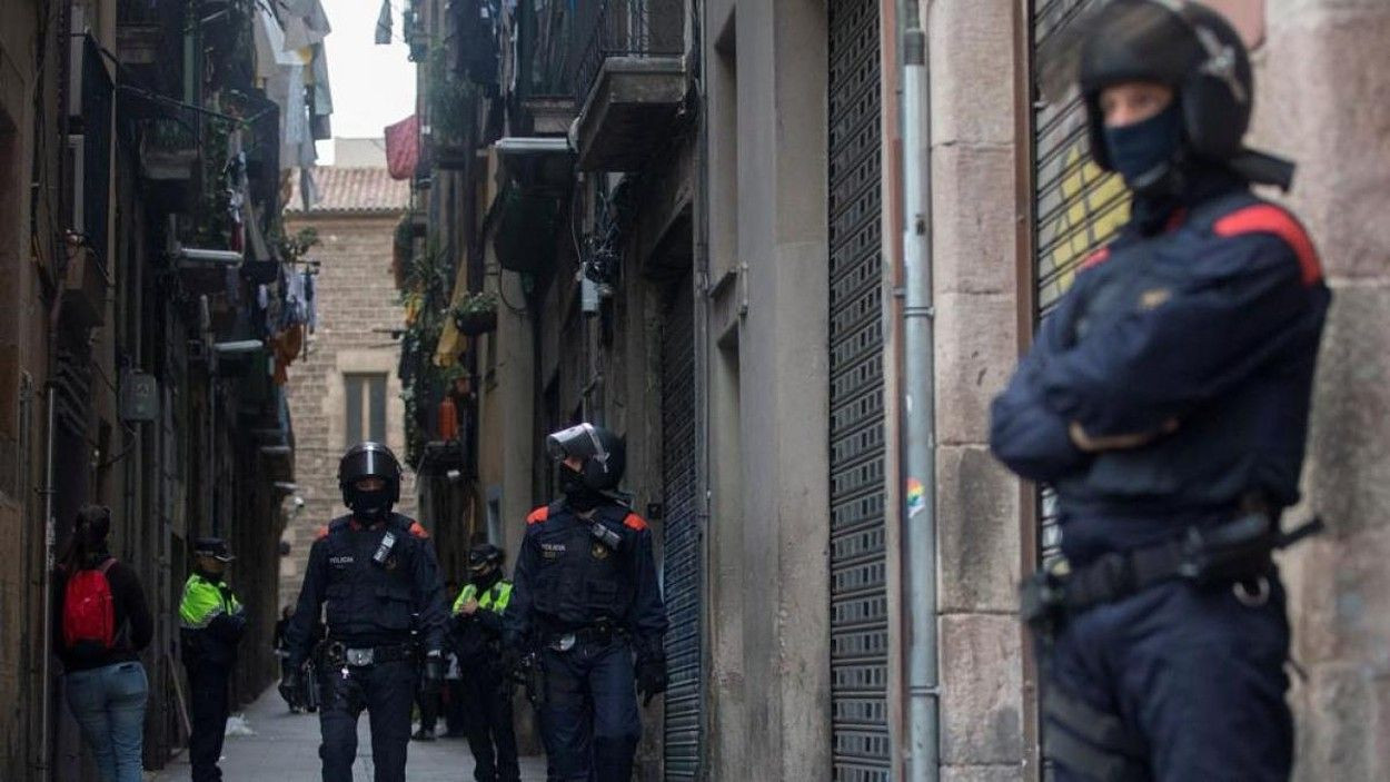Operación policial contra narcopisos en Barcelona / EFE