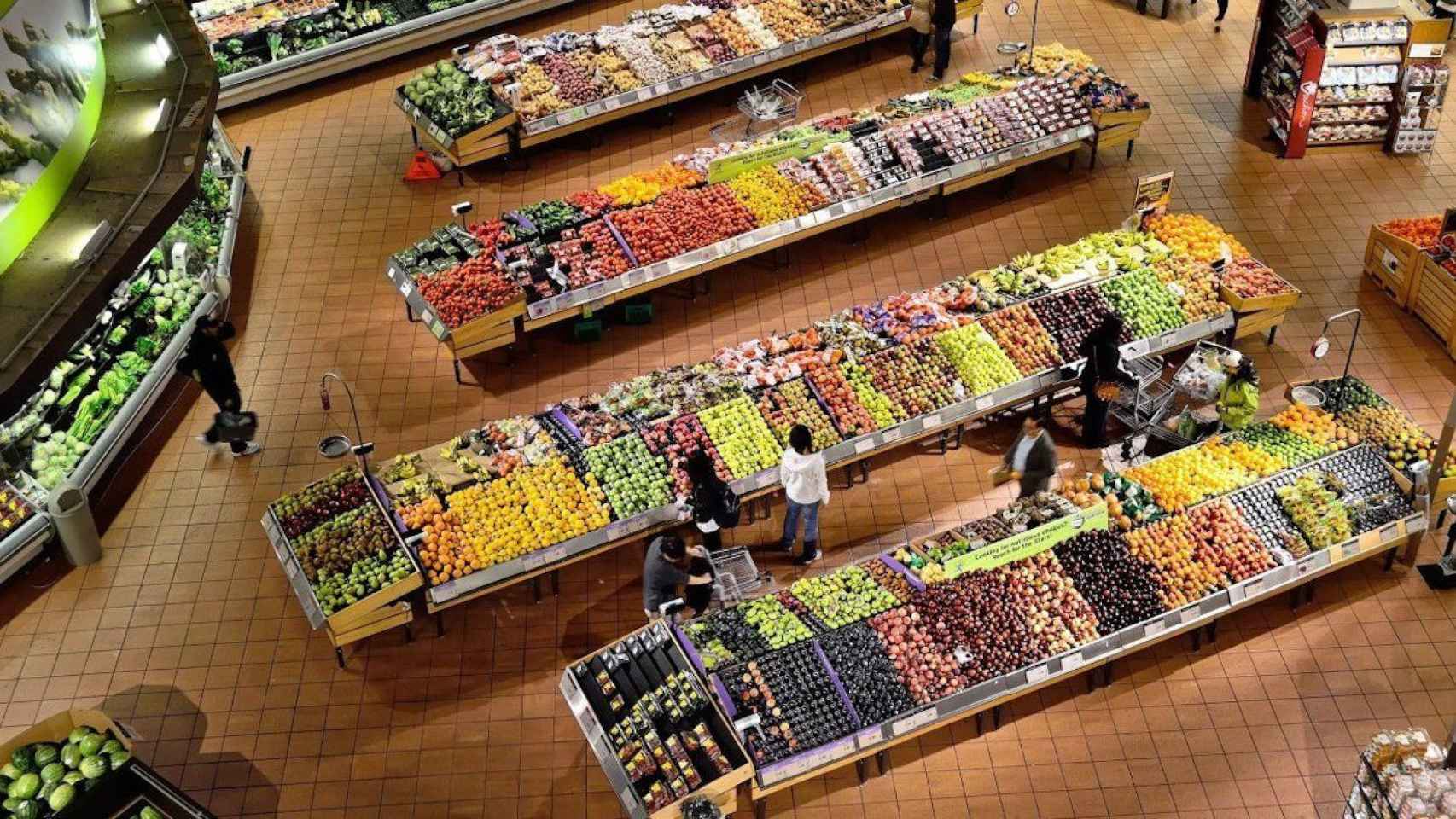 Interior del supermercado MERE en una imagen de archivo / MERE