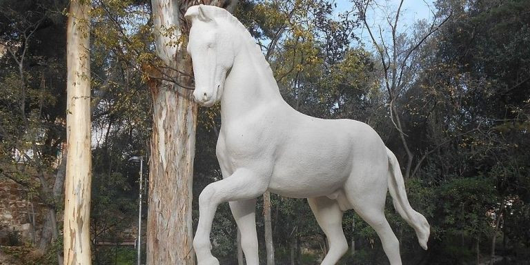 La escultura original del caballo / WIKIPEDIA - CANAAN- TRABAJO PROPIO