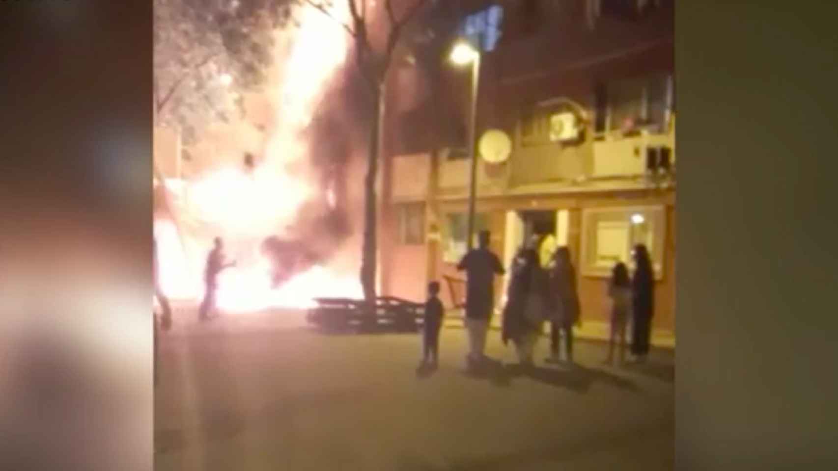 Incendio en el barrio del Besòs en Barcelona / betevé