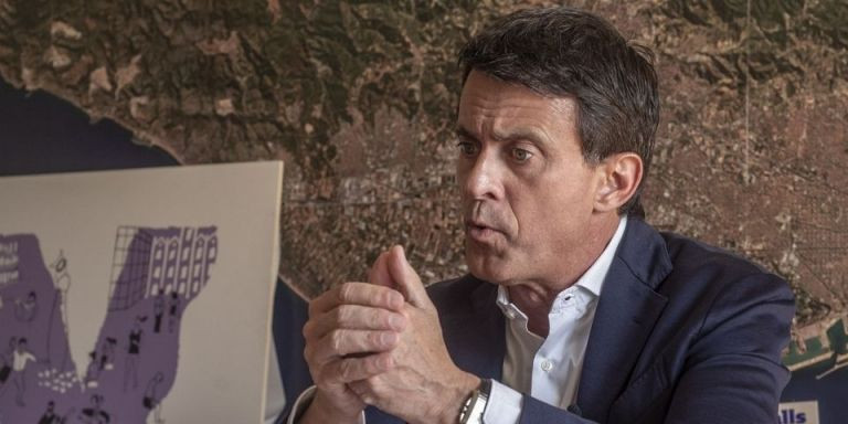 Valls en su sede, durante la campaña electoral / METRÓPOLI - LENA PRIETO