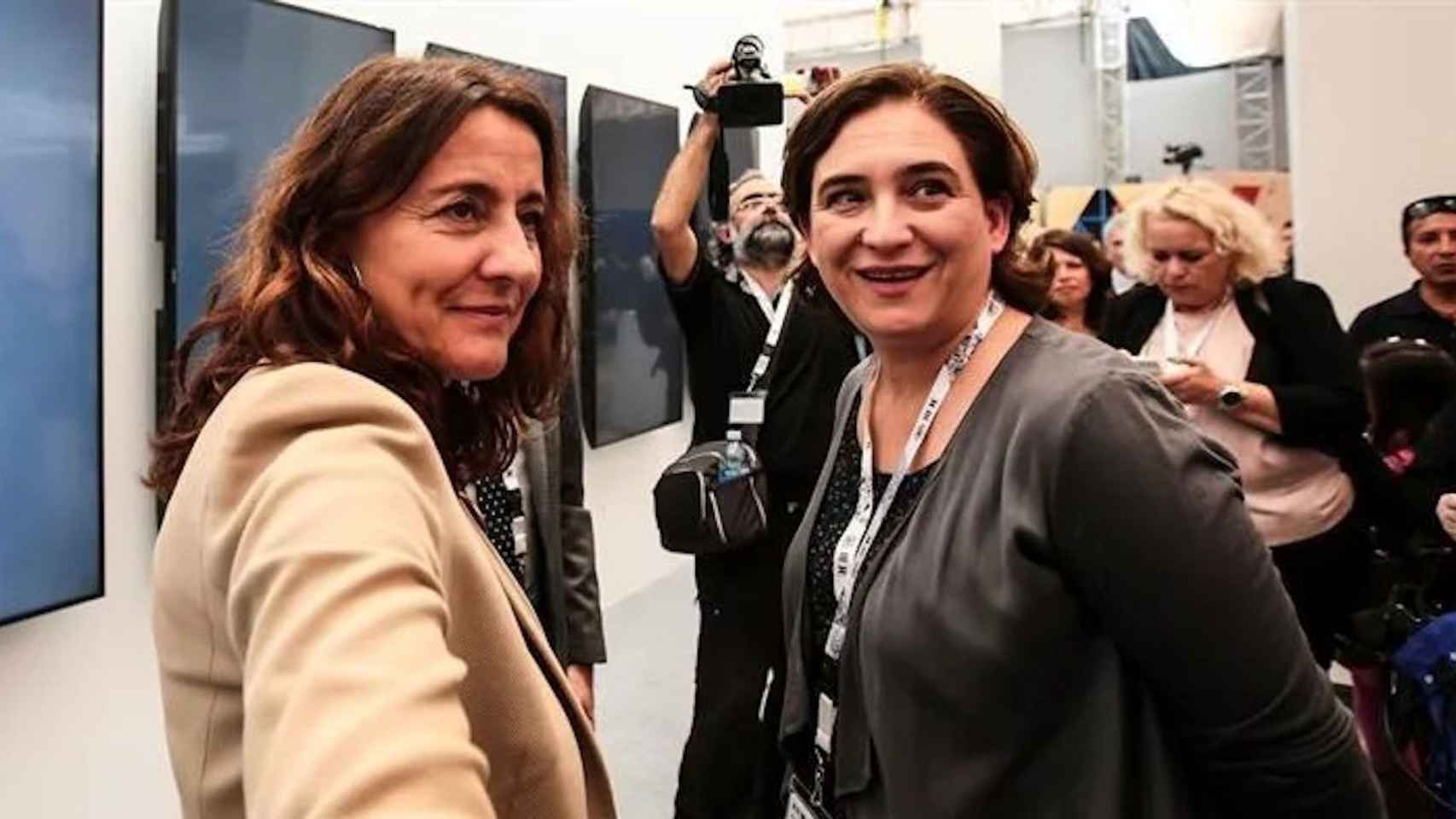 Mercè Conesa, presidenta del Port, y Ada Colau, alcaldesa de Barcelona / EFE