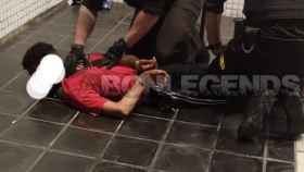 Dos detenidos por ir drogados e increpar a chicas en el metro de Barcelona / BCN LEGENDS