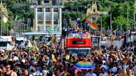 Rúa del Orgullo LGTBI en la avenida Maria Cristina de Barcelona / CG
