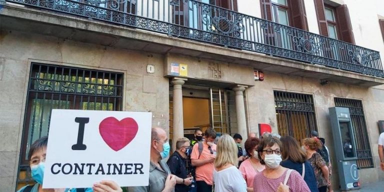 Protesta contra la nueva recogida de basura en Sant Andreu / CG