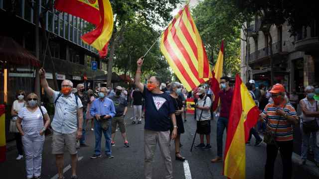 Concentración contra los indultos en Barcelona / EUROPA PRESS