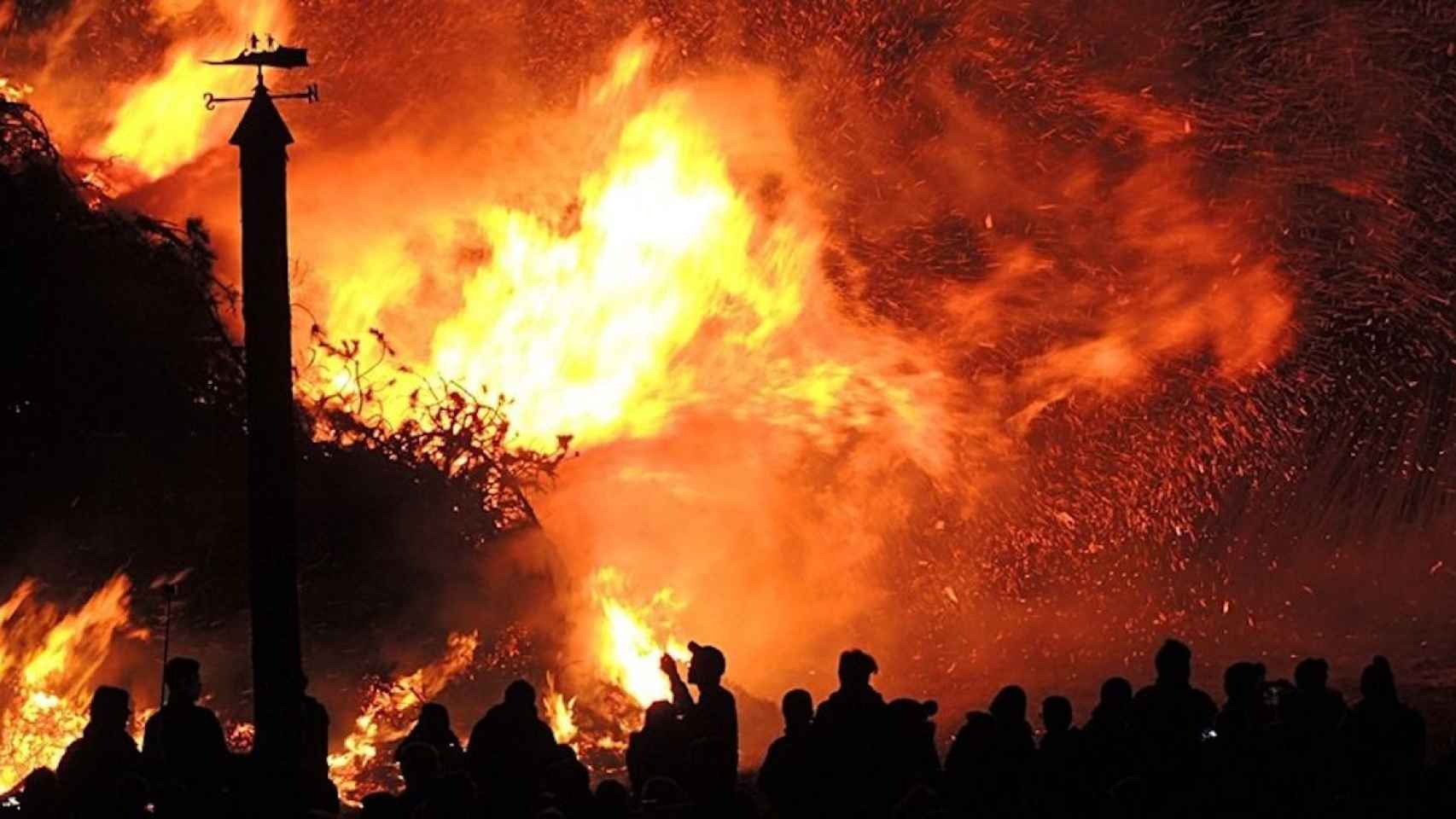 Imagen de un incendio forestal compartida por el Departament d'Interior / GENERALITAT DE CATALUNYA