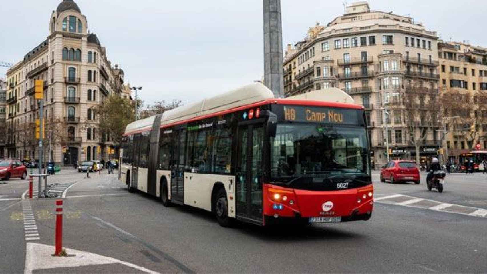 Un autobús de TMB, que han implementado un sistema de traducción en sus buses / TMB